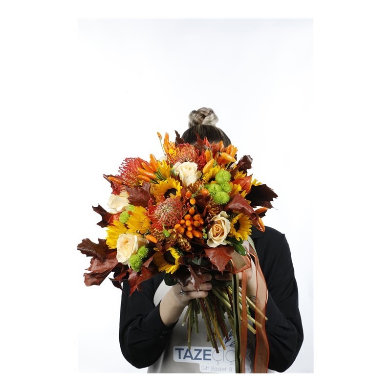 Deluxe Bouquet & Orange Everywhere
